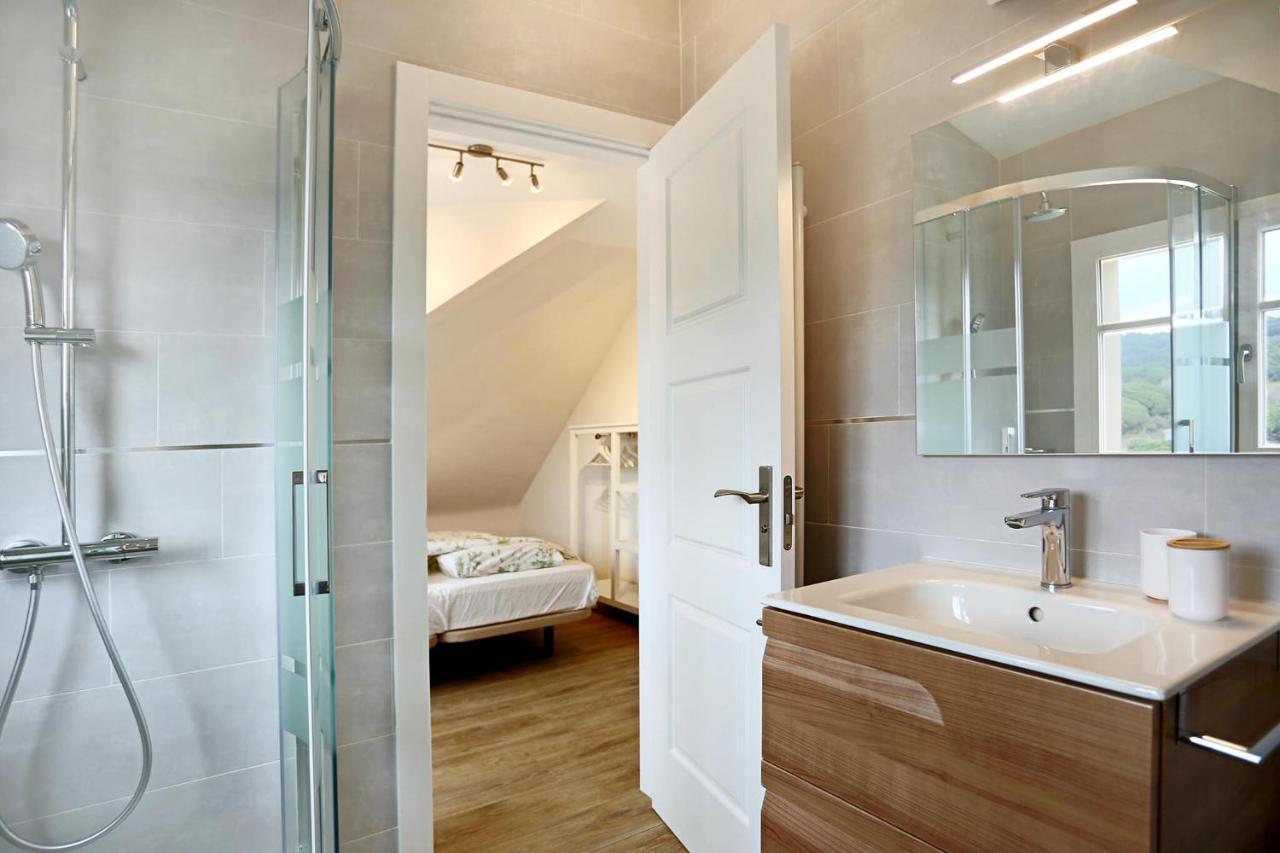 Homestay Villa Estrella - Costa Brava กาเลญา ภายนอก รูปภาพ